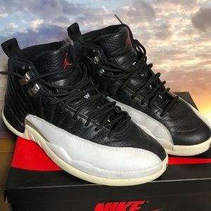 Air Jordan Playoff 12s sz 9